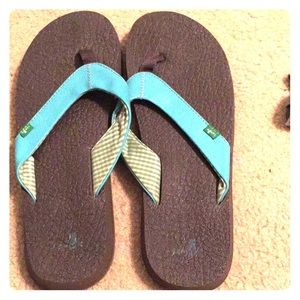 Sanyo flip flops